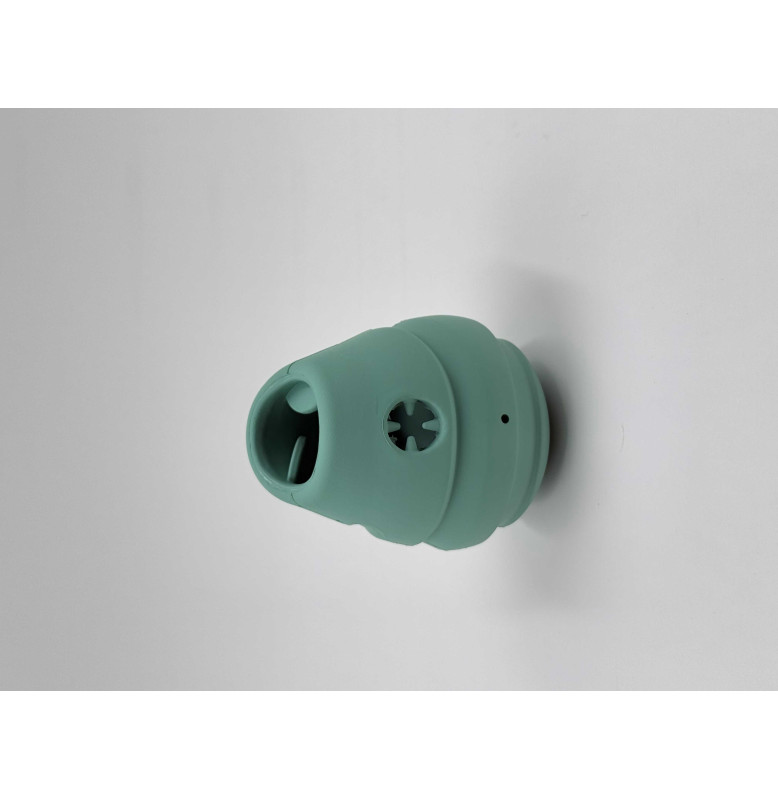 THE TOWER EGG FEEDE & SQUEAKY DOG TOY- 77*77*95MM 138GR