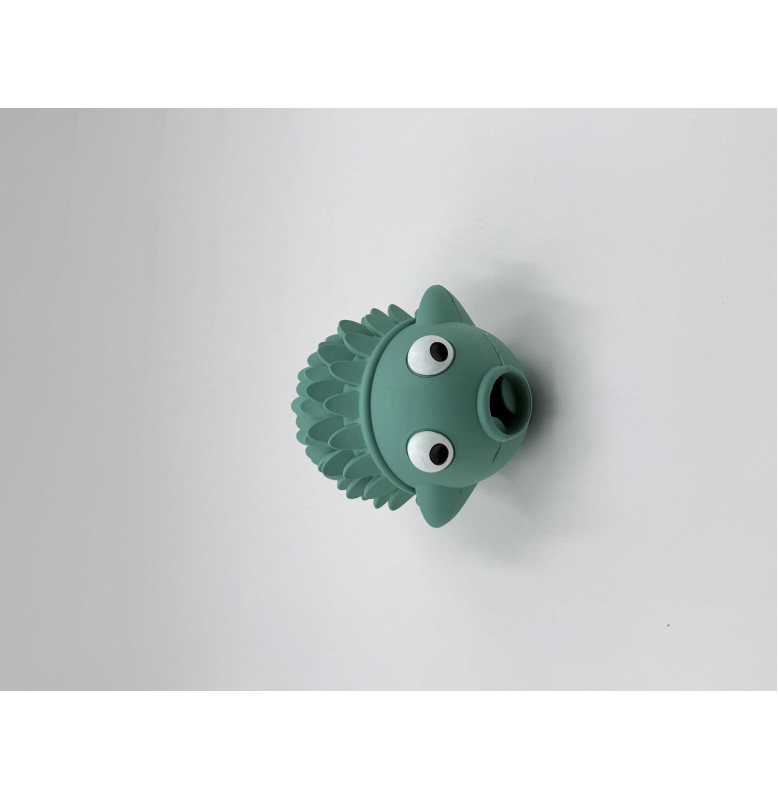 CARP DIEM FOOD DISPENSER & EXTREM CHEW DOG TOY- 117*96*139MM 277GR